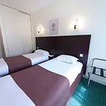Le Chatel Otel Royat