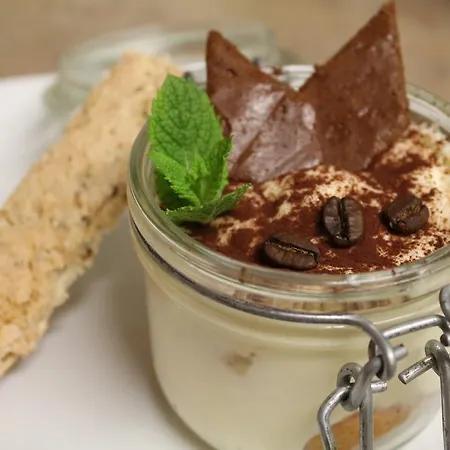 מלון Le Chatel 2*