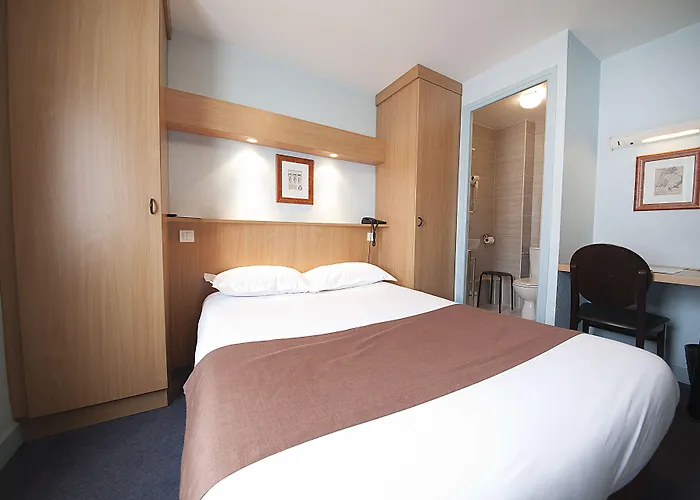 Hotel Le Chatel Royat